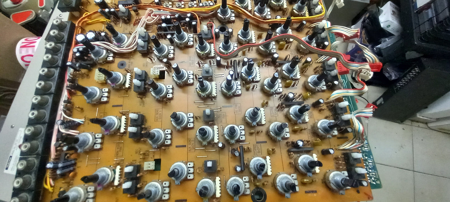 Fostex 260 mixer pcb 8251230 200