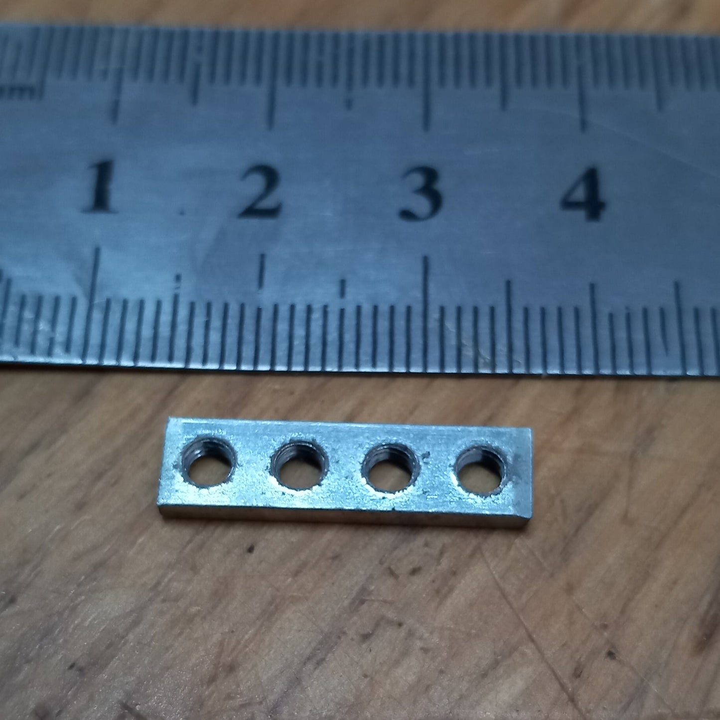 Soundcraft 4 way mixer chanel screw bar sliding pack 5