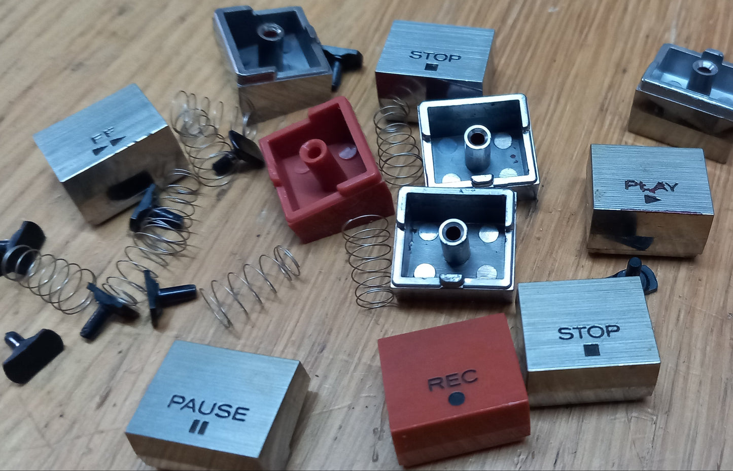 Teac V-33 and others transport buttons customer choice