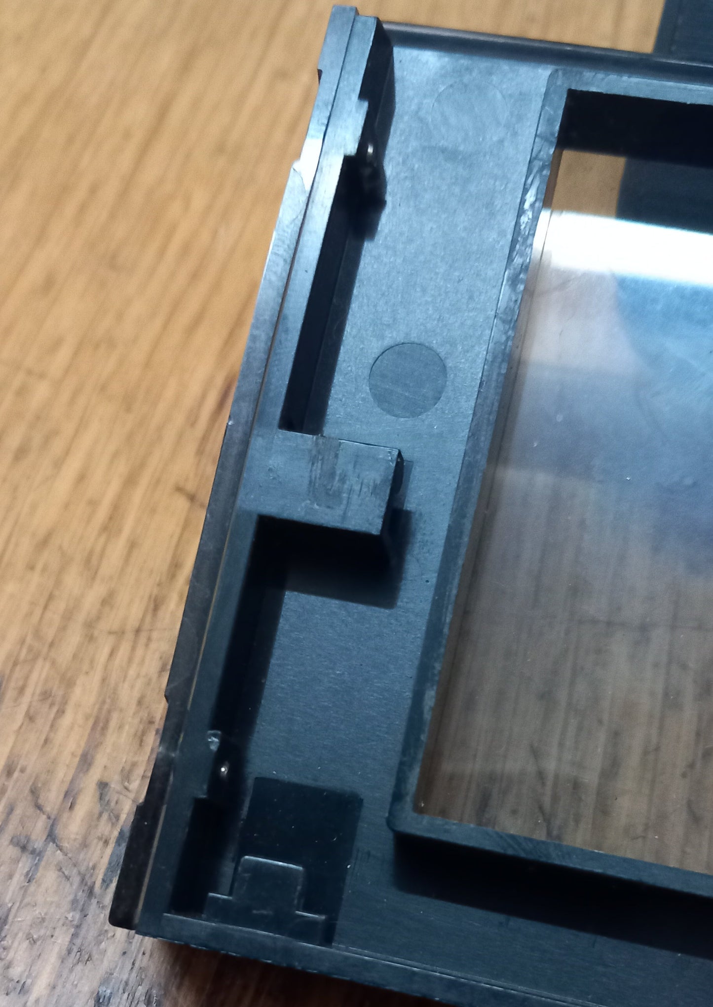 Tascam 133 cassette door