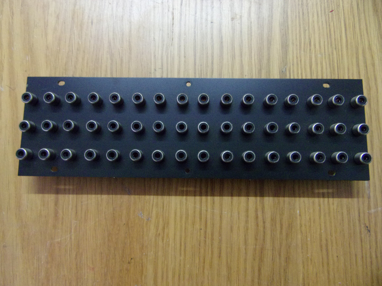 Tascam M-30 48 way phono socket