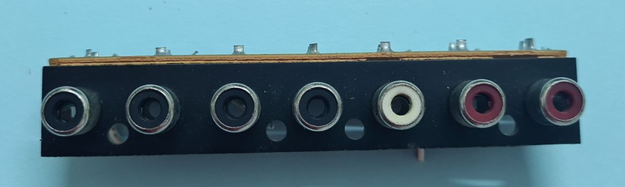 Fostex 350 Phono sockets 8251010000