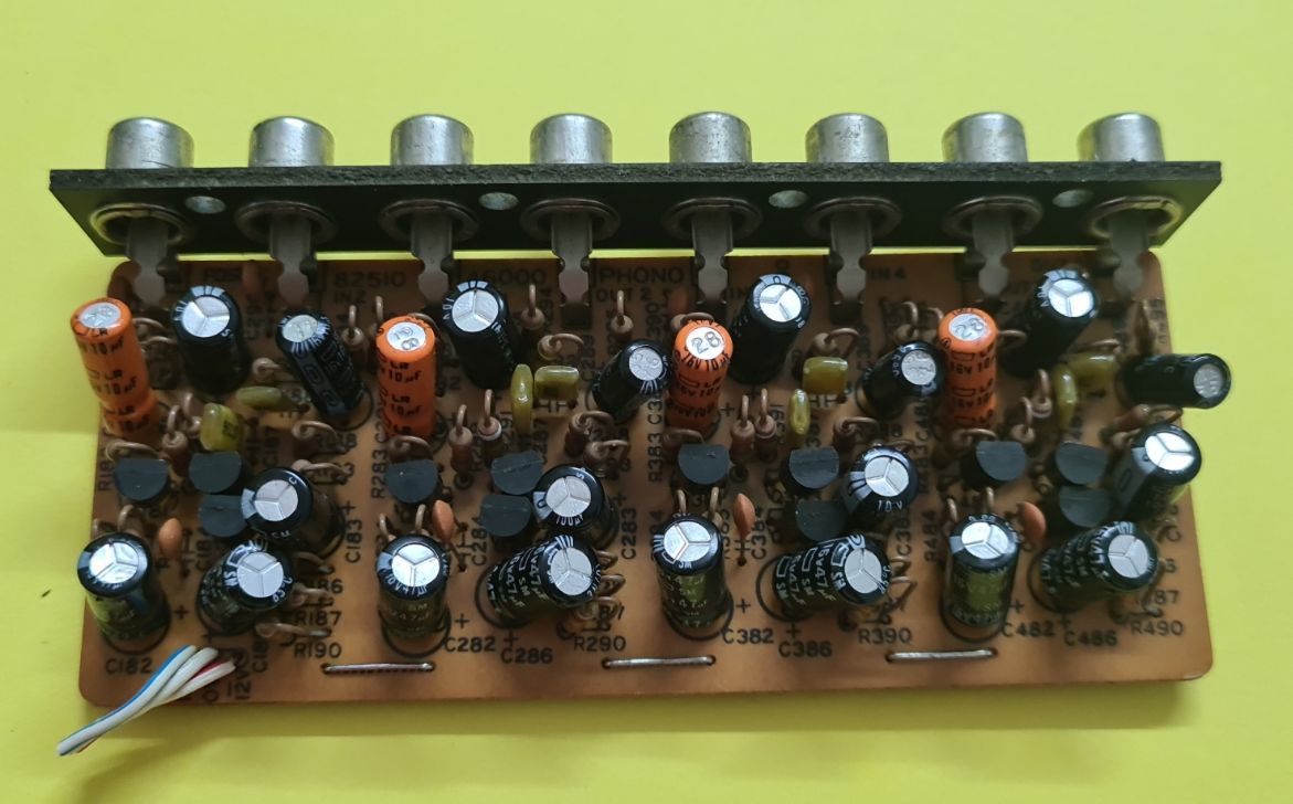 Fostex 350  phono out pcb 8251046000