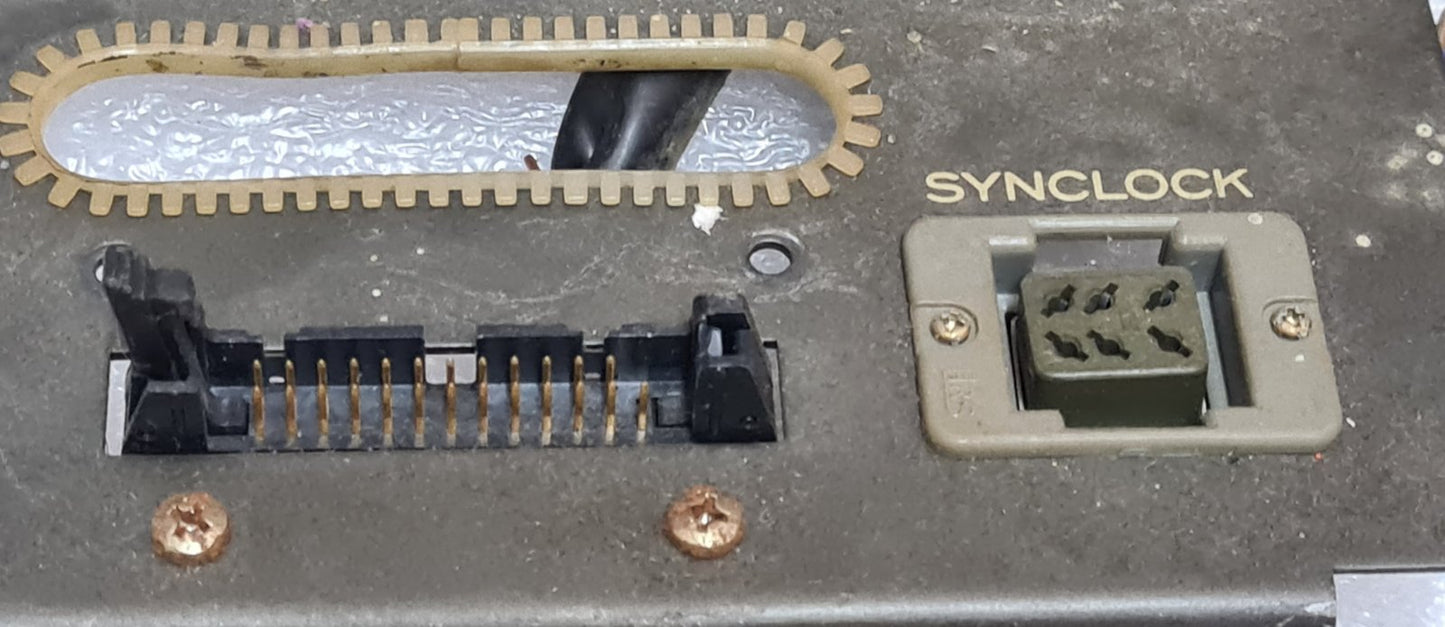 Teac 85-16 metal  rear panel with waka plug and idc