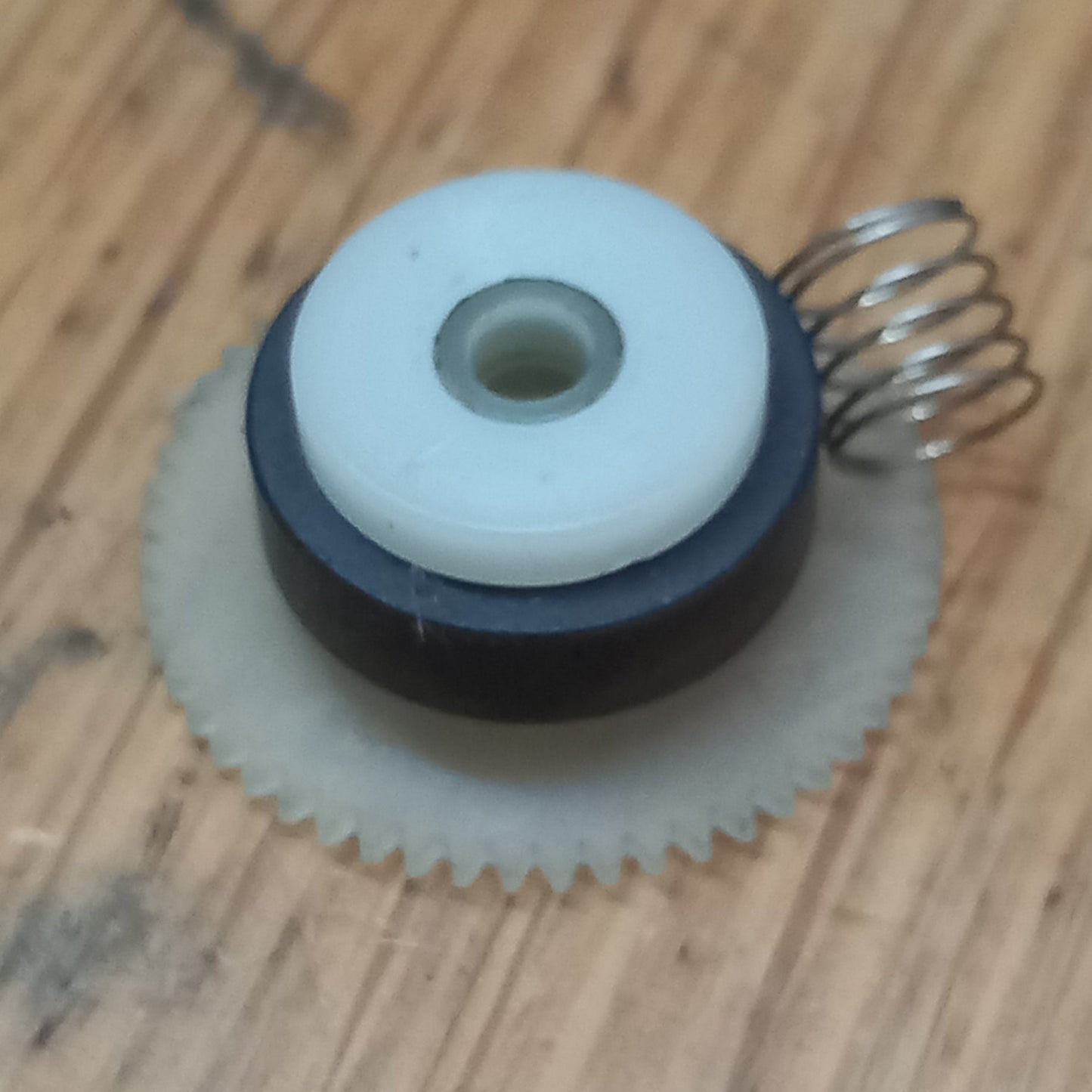 Tascam 244 246 and others magnetic sensor gear and spring