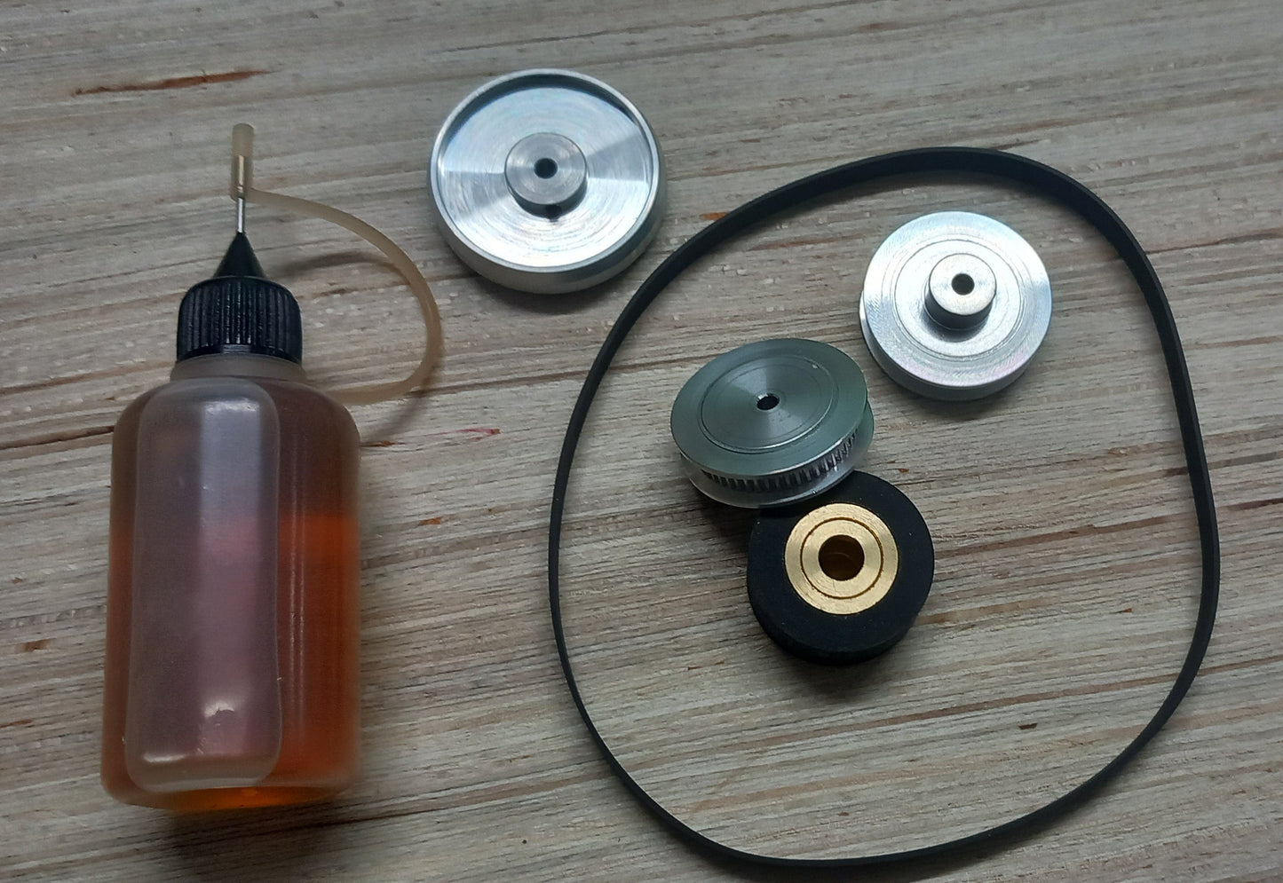 Fostex R8  Service gear and capstan belts repair and restoration bundle kit ( set 1)