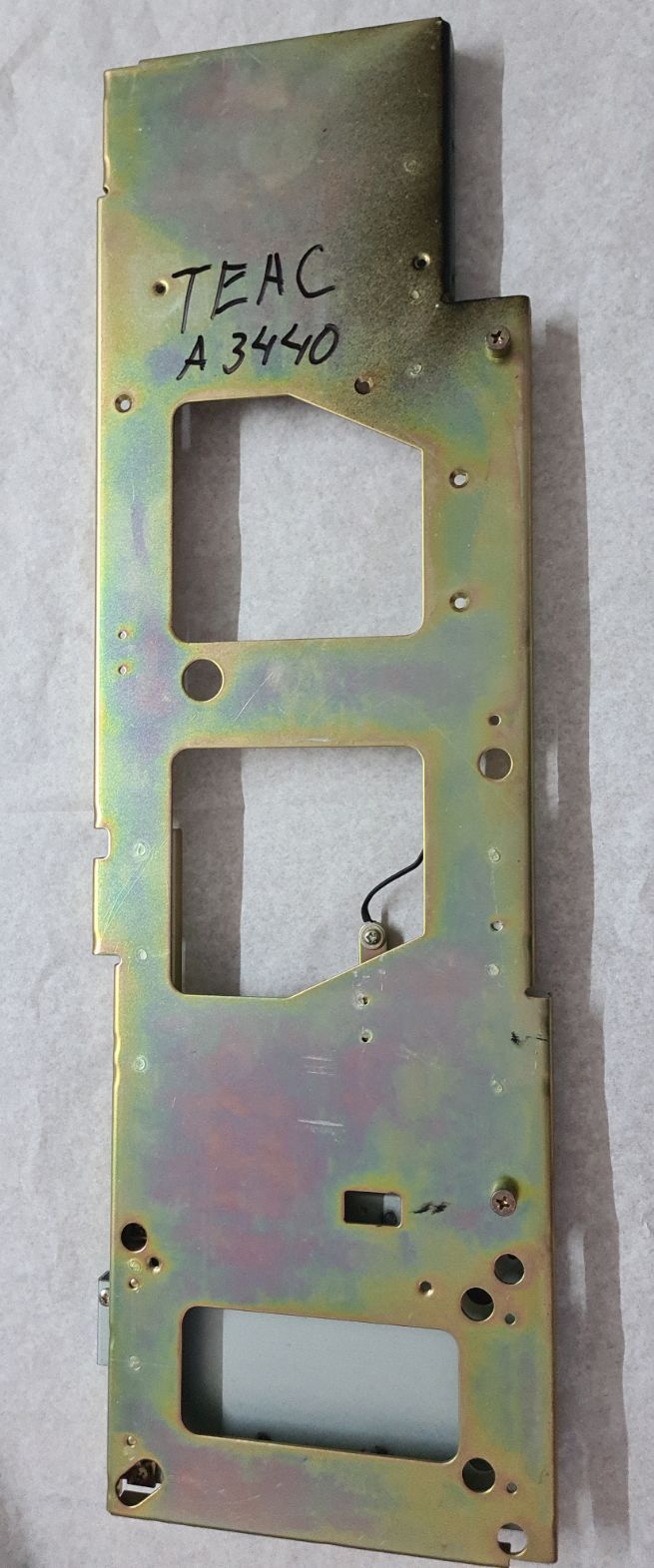 TEAC A-3440 INTERNAL METAL SIDE PANEL LEFT