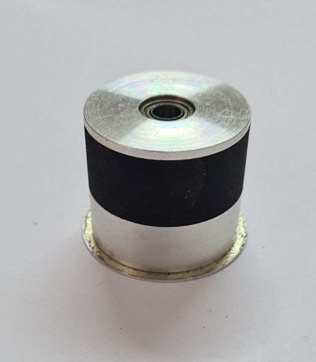 Tascam TSR-8 guide roller sensor with new rubber