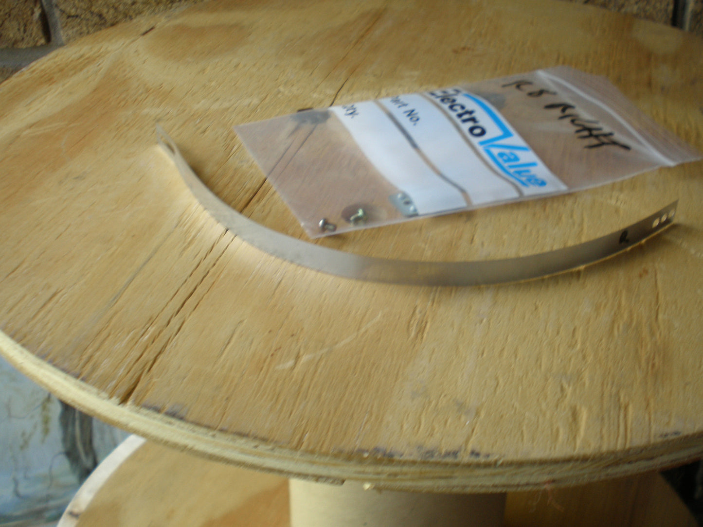 Fostex R8 brake bands left or right