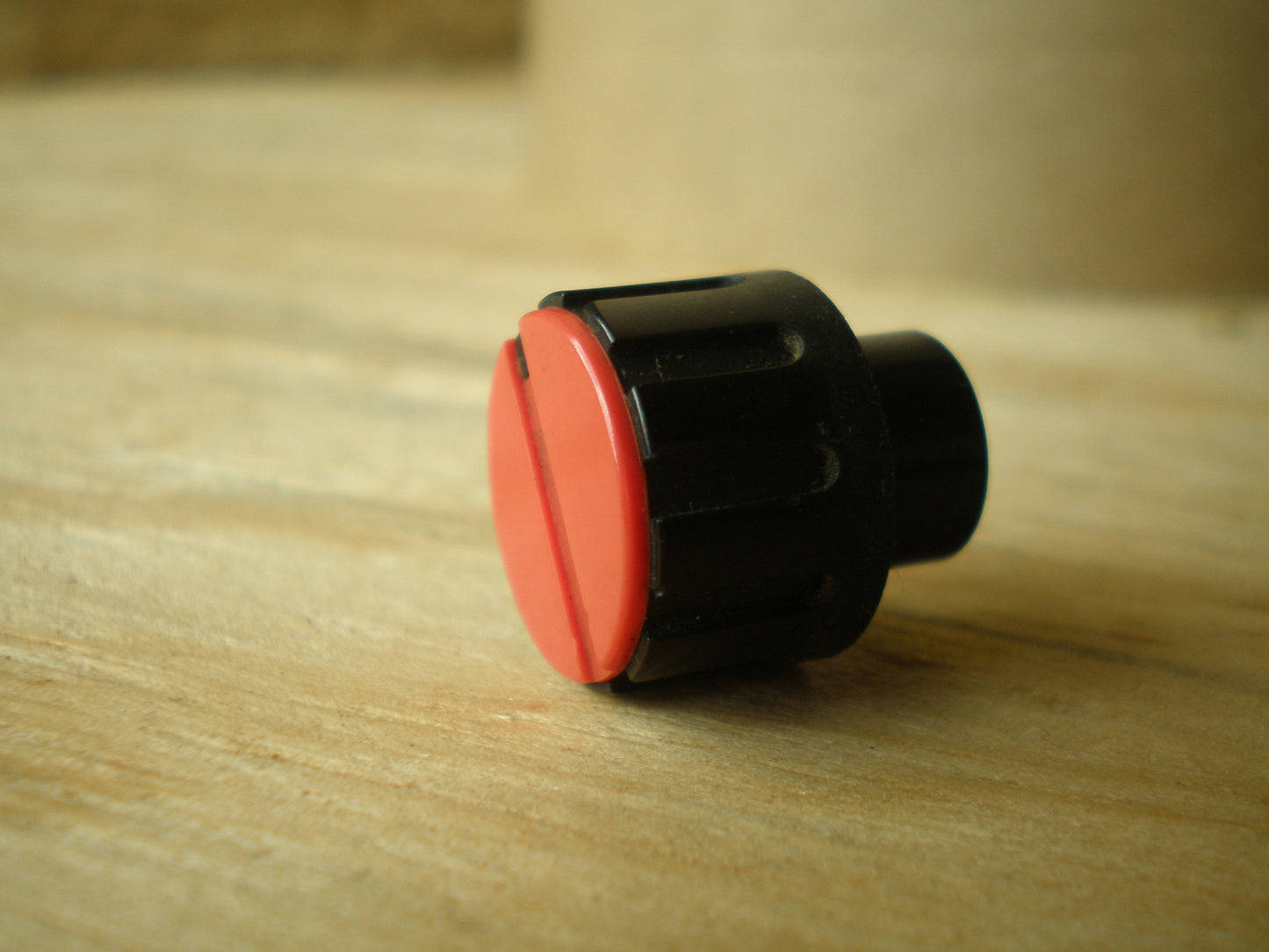TASCAM Portastudio 144 Knob push button in different colours
