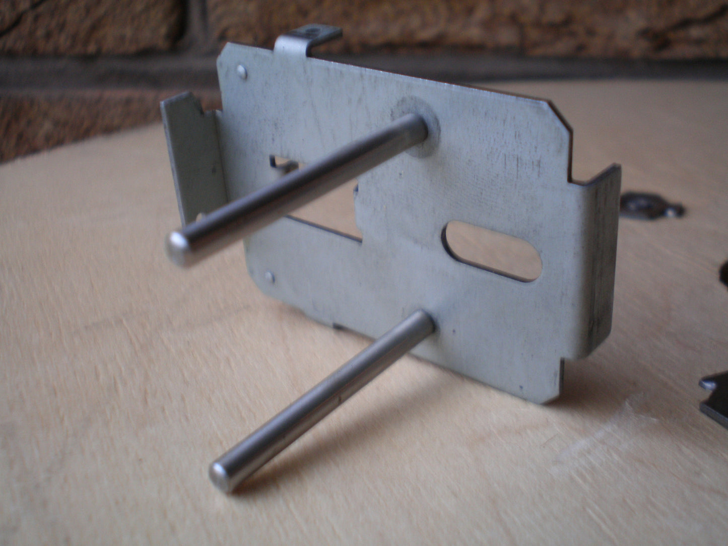 Tascam 38 Tape lifter assembly