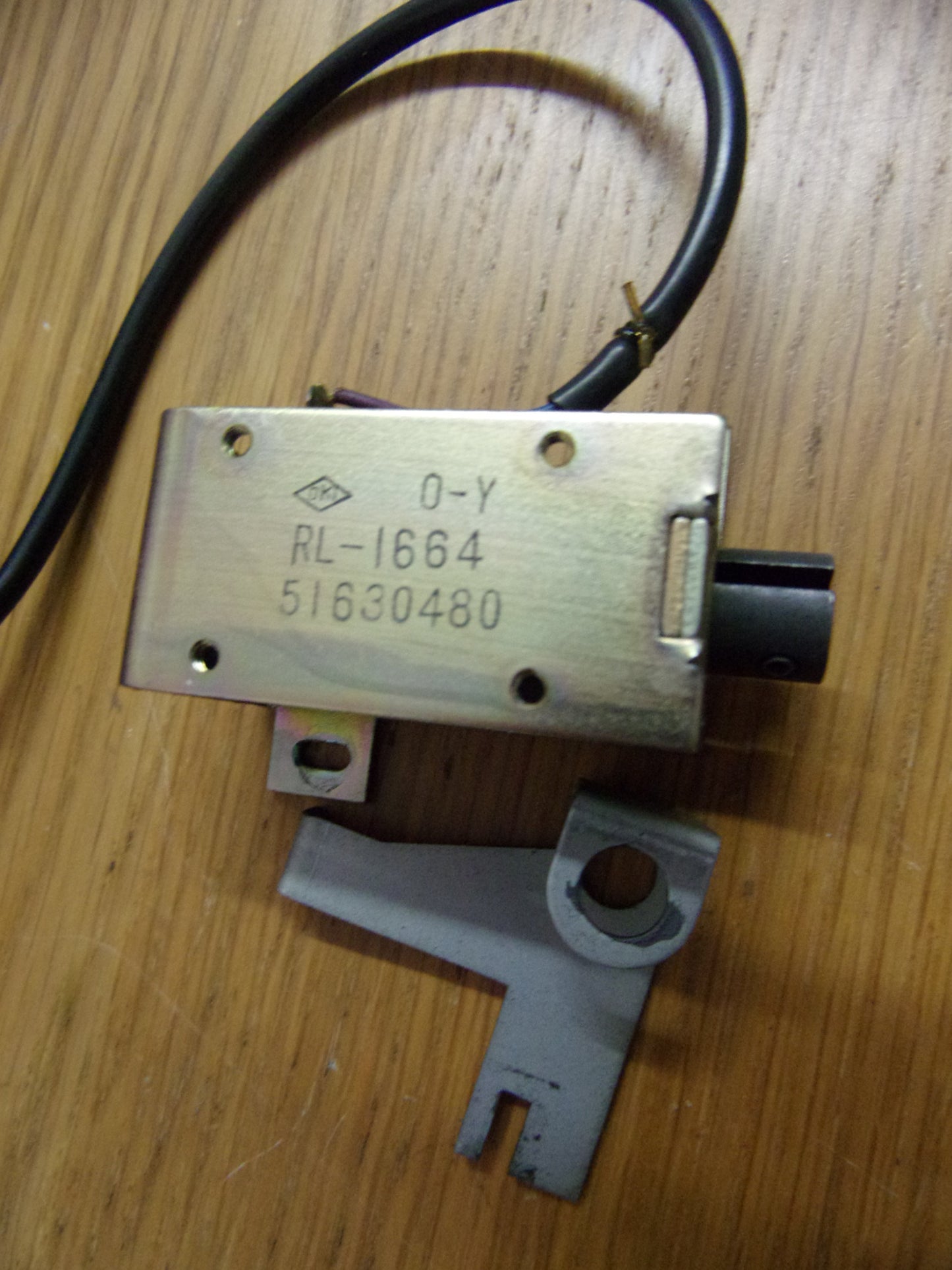 TASCAM Brake Solenoid RL1664 51630480 with bracket