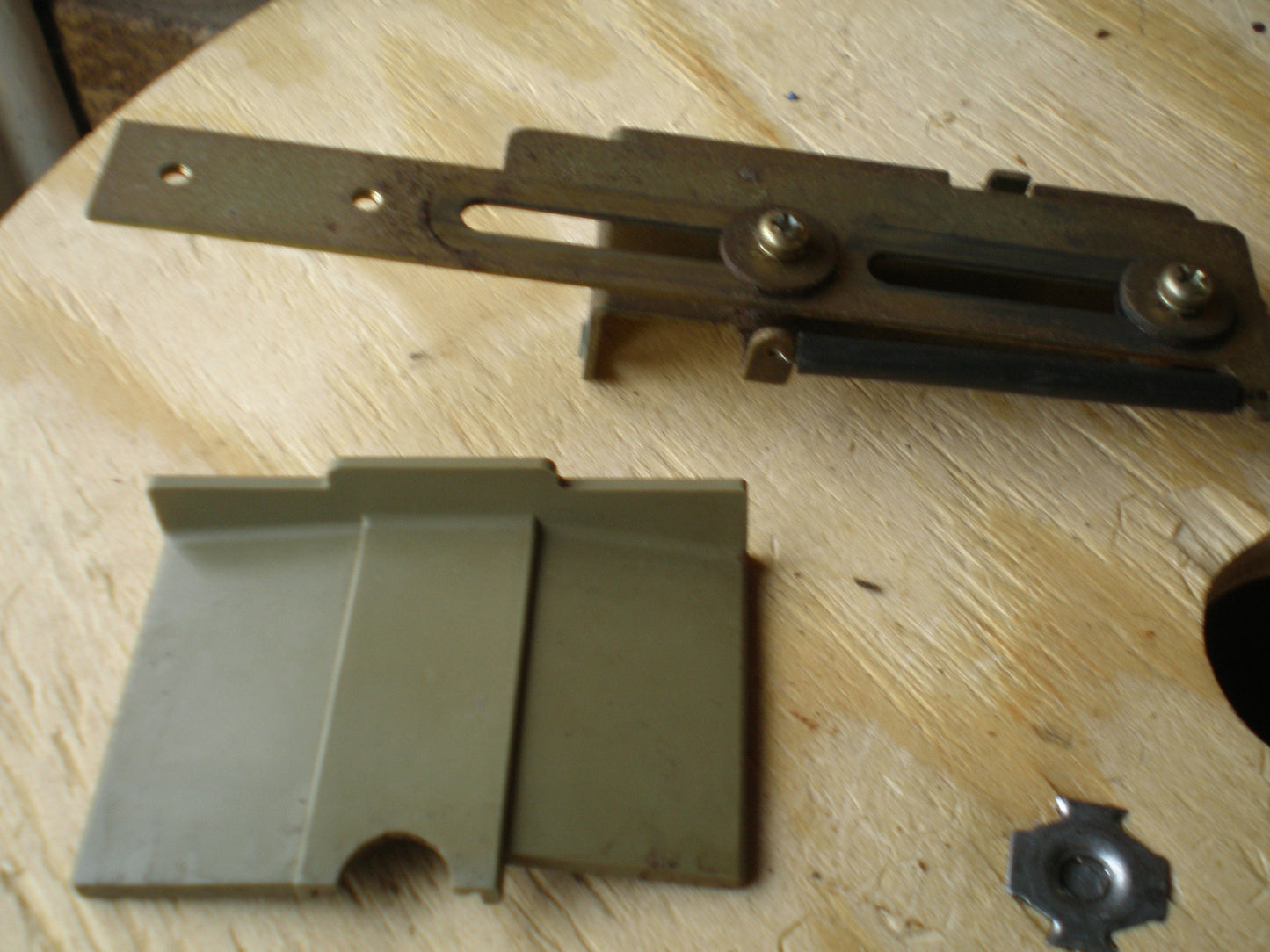 Teac 85-16 hum shield assembly