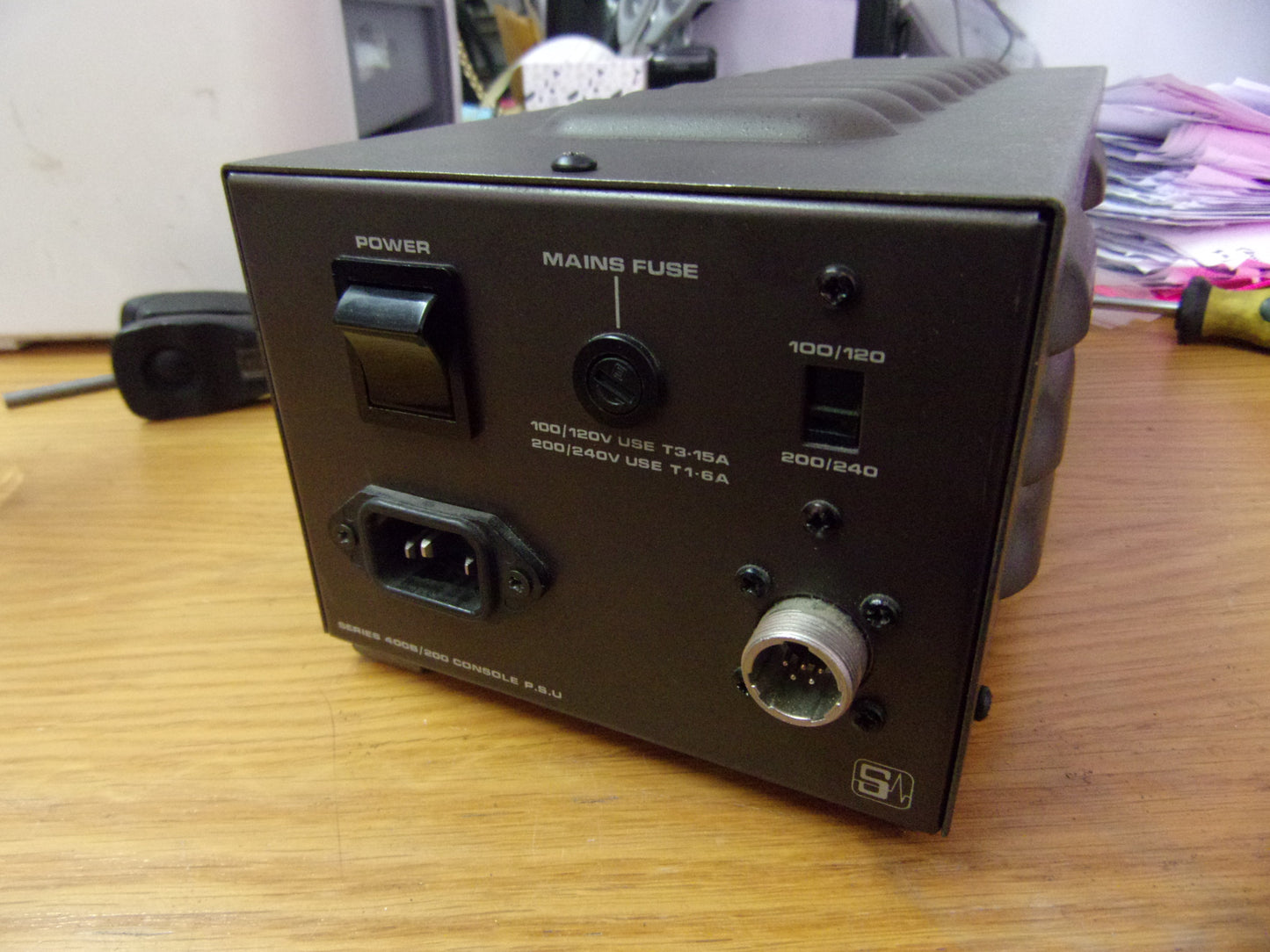Soundcraft Series 400B 200 or Series 200 console  power supply recapped good to go
