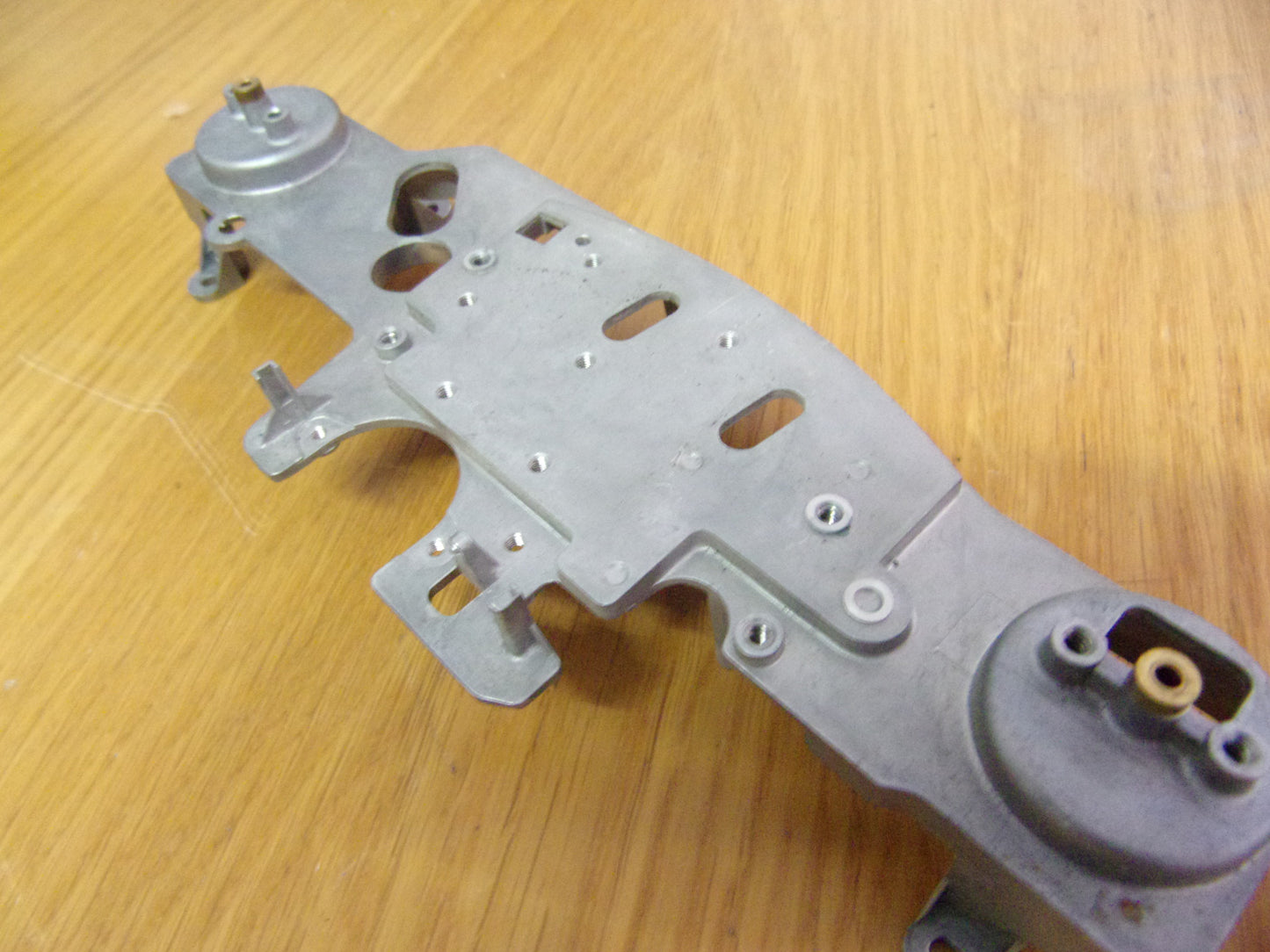 Fostex R8 aluminium Diecast front assembly