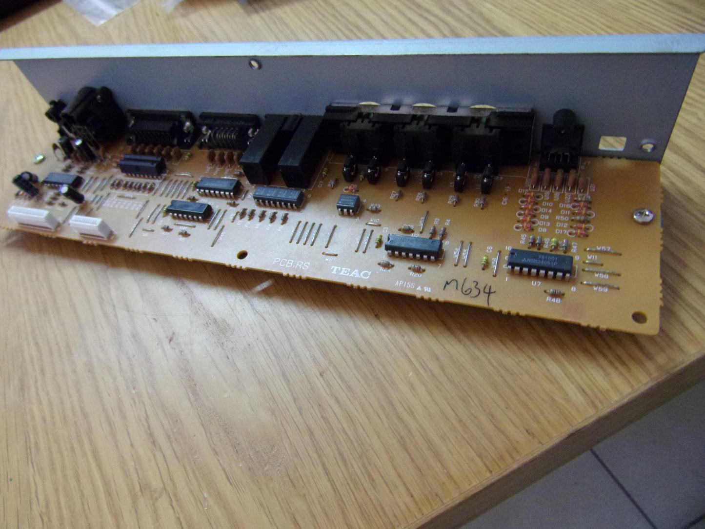 Tascam TM-D8000 PCB RS E900587-00B
