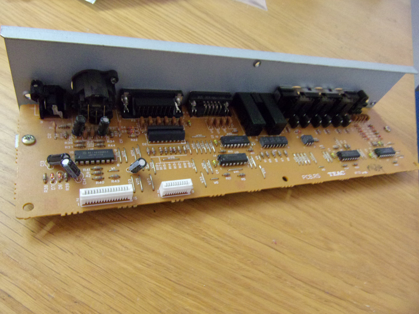 Tascam TM-D8000 PCB RS E900587-00B