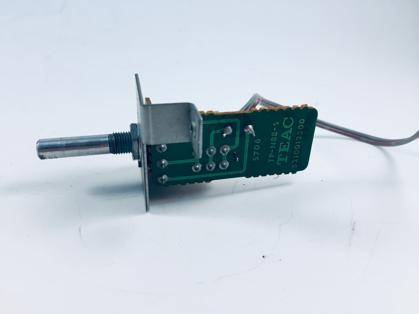 Tascam 22-4 Volume pcb-121 52100123-00 5210012300