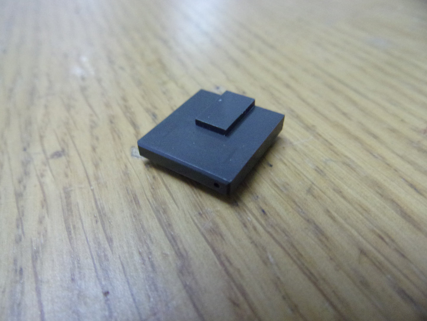 Fostex A8 push buttons Vertical brown