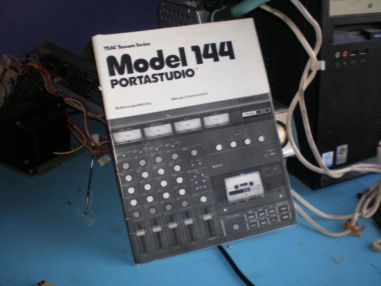 Tascam 144 instructions French and German