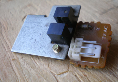 TASCAM TSR-8 opto shut off pcb 52102688